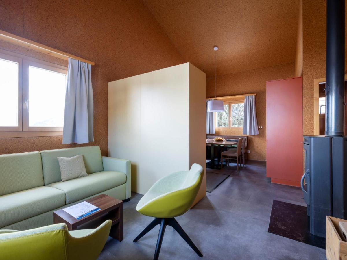 Holiday Home Komfort Aclas Maiensaess Resort-1 By Interhome Urmein Extérieur photo