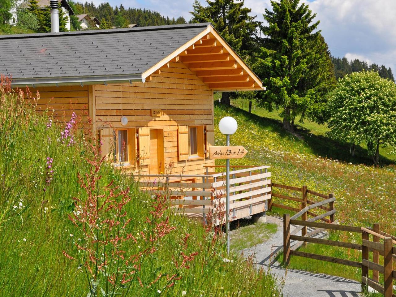 Holiday Home Komfort Aclas Maiensaess Resort-1 By Interhome Urmein Extérieur photo